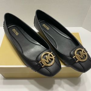 Brand New Michael Kors Fulton Moc flats, Size 7.5